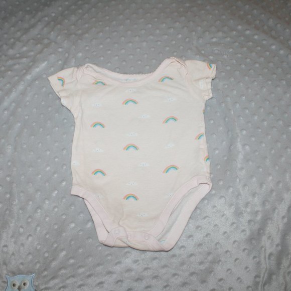 3/$20 Baby girl onesie rainbows cloud 6 months - Picture 2 of 12